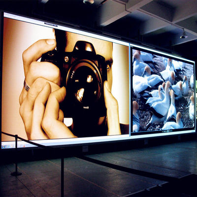 Pantalla inconsútil de la pantalla de visualización SMD 2121 interiores LED de la pared de P4.81 P3.91 LED