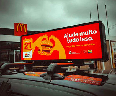 Echada al aire libre comercial 4.81m m 60W del pixel de la pantalla de la pantalla LED del brillo bajo